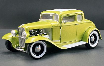 Ford 5-Window Coupe • Lemon Cosmic Dust • Grand National Duece Series • #A1805006