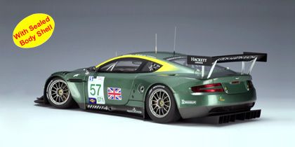 1/18 オートアート アストンマーチン DBR9 ルマン24時間 2005 58号車