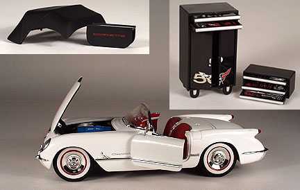 Solido 1/18 scale Diecast 8082 - Chevrolet Corvette 1953 Convertable White