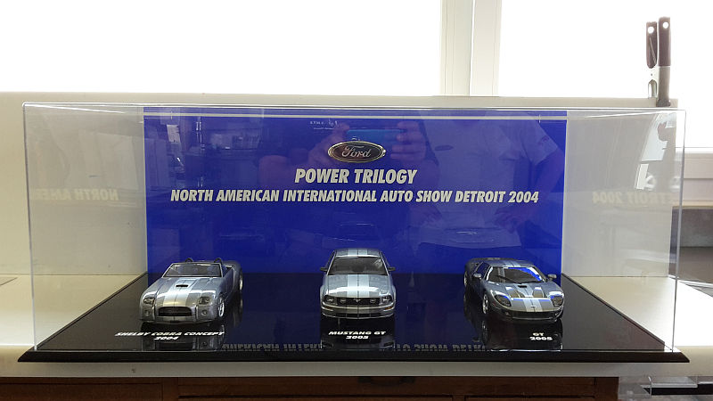 2004 NAIAS Diorama and Display Case